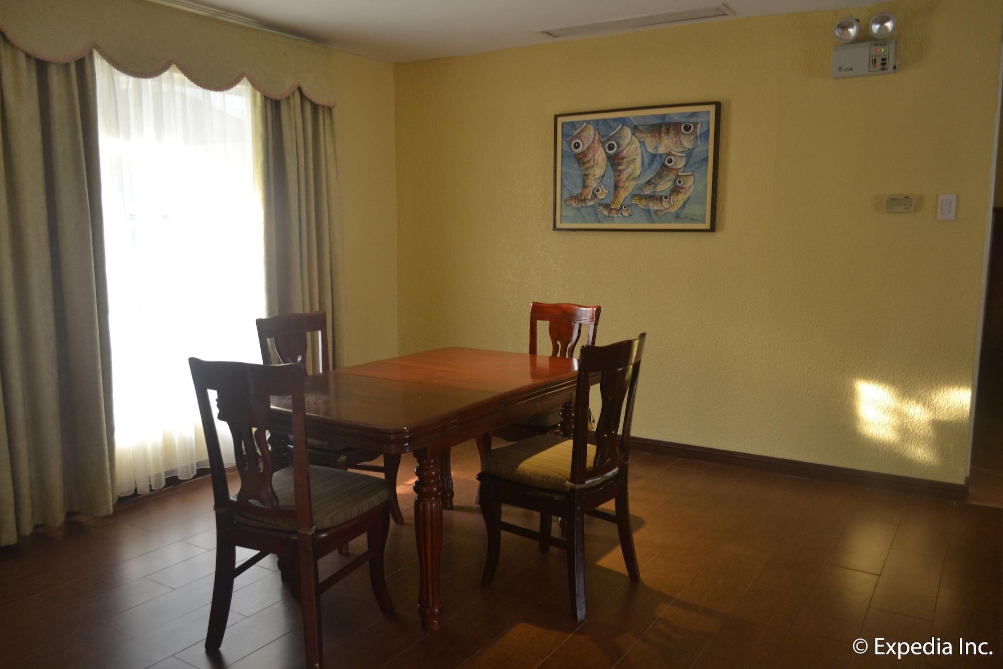 Fontana Hotel And Villas - Fontana Hot Spring Leisure Parks Mabalacat Εξωτερικό φωτογραφία