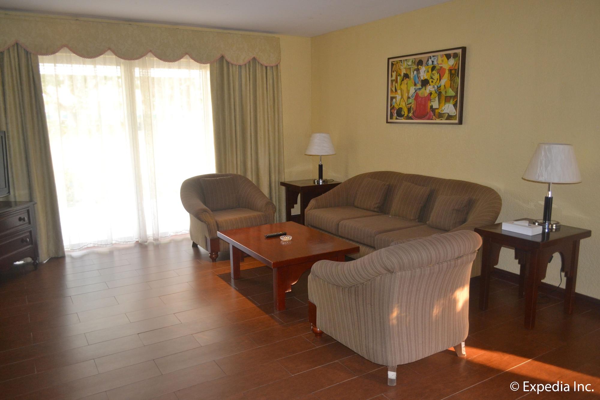 Fontana Hotel And Villas - Fontana Hot Spring Leisure Parks Mabalacat Εξωτερικό φωτογραφία